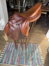 Butet Jump Saddle 17.5” Medium Wide Monoflap