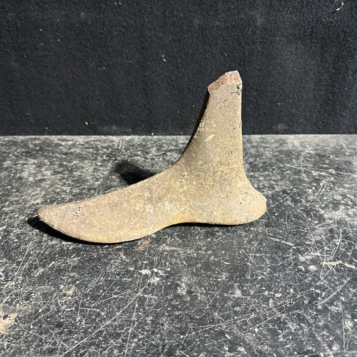 Vintage heavy old - vintage, iron