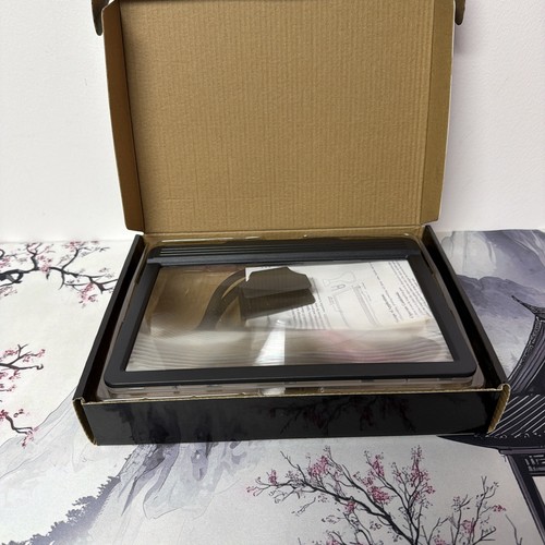Hands free magnifying glass - hands,