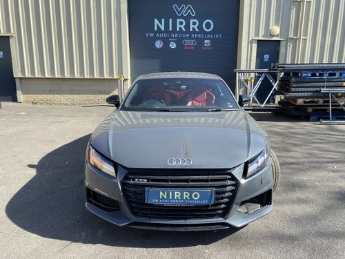 Audi breaking for - breaking,
