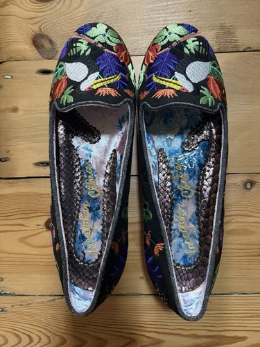 Irregular choice yes - irregular,