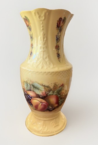 Aynsley crown vase - aynsley,