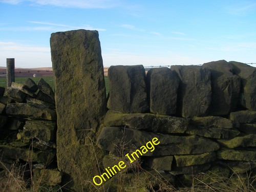 Photo 6x4 benchmark a - on,