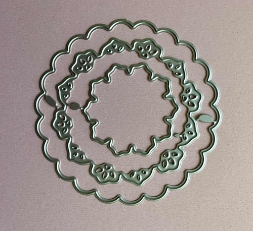 Circular frill doily piece - doily,