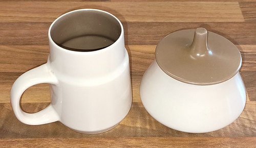 Poole pottery contour - poole, lidded
