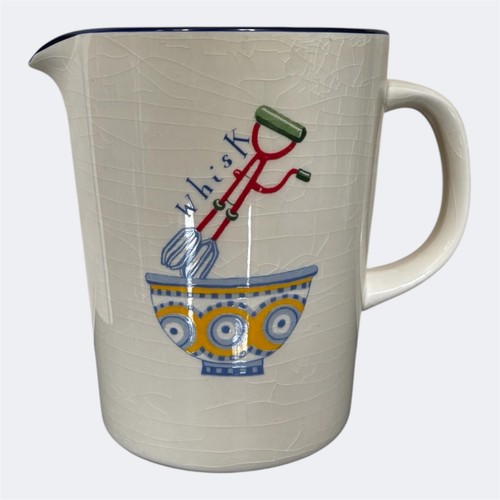 Green cloverleaf whisk - t,