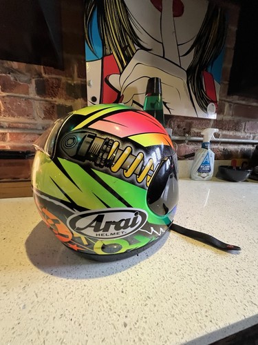 Arai quantum motorbike - e,