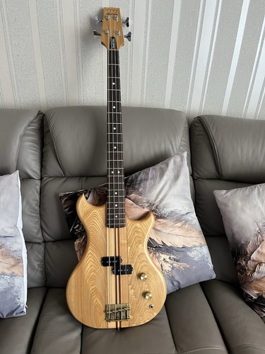 Westone thunder bass guitar - thunder,