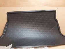 Toyota Prius Rear High Floor