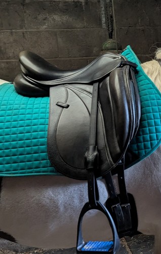 Monarch cob dressage saddle - monarch,
