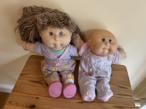 Pair 1990 s - 1990’s, cabbage