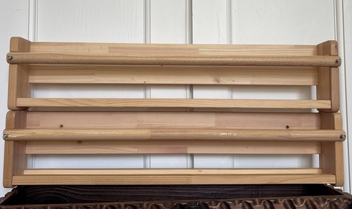 Pair ikea flisat - a,