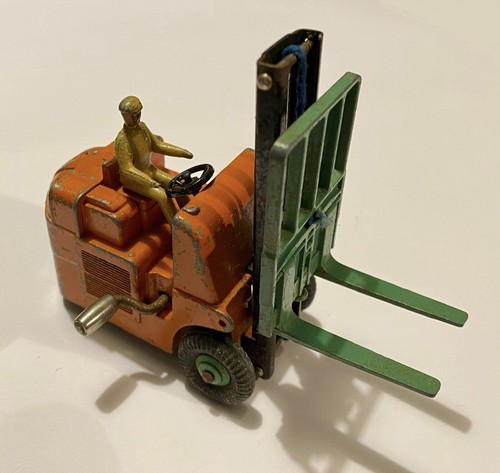 Dinky fork lift - fork,