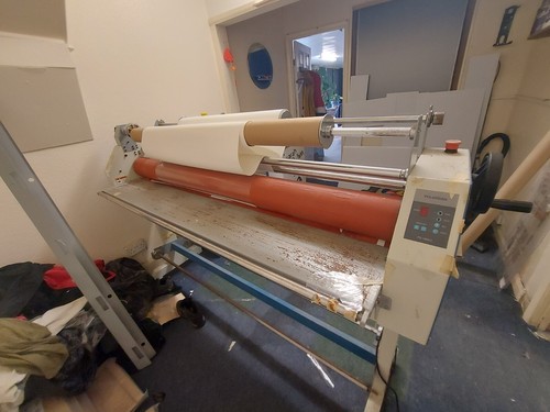 Large format laminator - format,