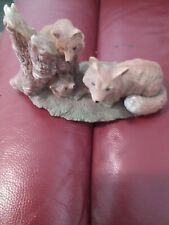 Leonardo figurine ( no plinth)  fox & fox cubs playing figurine ornament