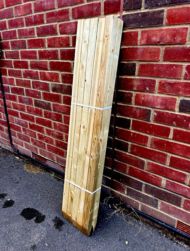 10x square wooden stakes 2m - 10x,