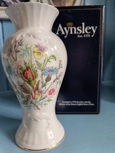 Aynsley wild tudor - aynsley, china