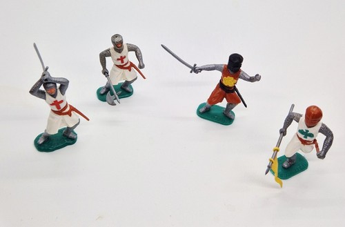 Timpo crusaders pot - &, helmet