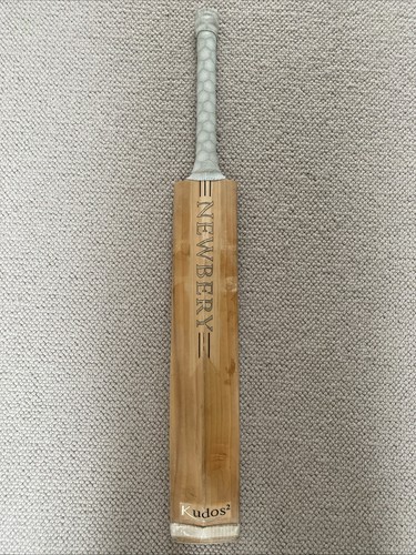 Newbery cricket bat kudos - cricket,