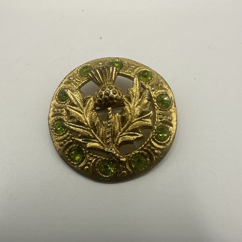Beautiful vintage gold tone - vintage,
