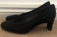 Ladies Stuart Weitzman For