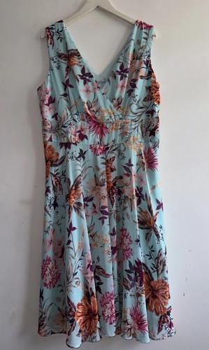 Bnwt gina bacconi light - bnwt,