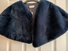 Quiz Sleeveless Faux fur shrug