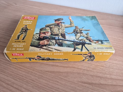 Airfix toy soldiers - airfix,