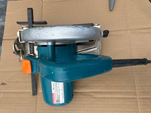 Makita circular saw 240v blade - saw,