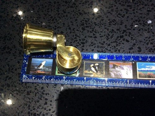 Brass castors round socket - round,