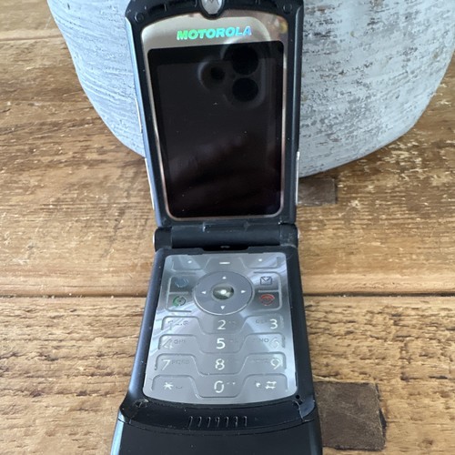 Motorola razr unlocked - v3,
