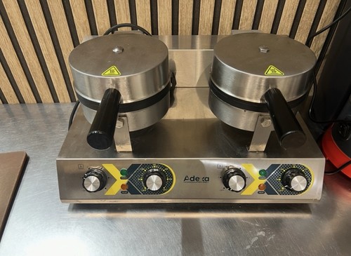 Waffle maker clean - maker,