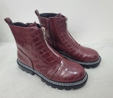 Faith Women’s Burgundy Croc