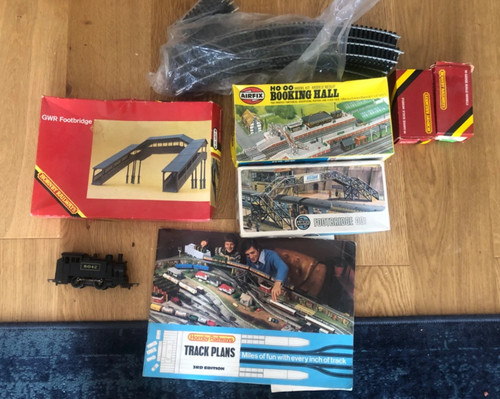 Trains railway hornby - railway,