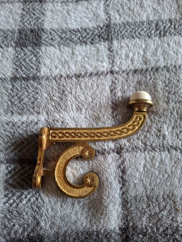 Single brass coat hook - single,