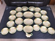 NEWHALL HANLEY PATTERN 1228 STUNNING DAFFODIL DINNER SERVICE PRE 1950’s 25 Piece