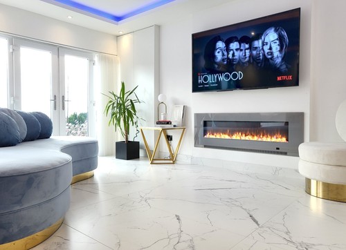 2025 widescreen uhd - widescreen, led