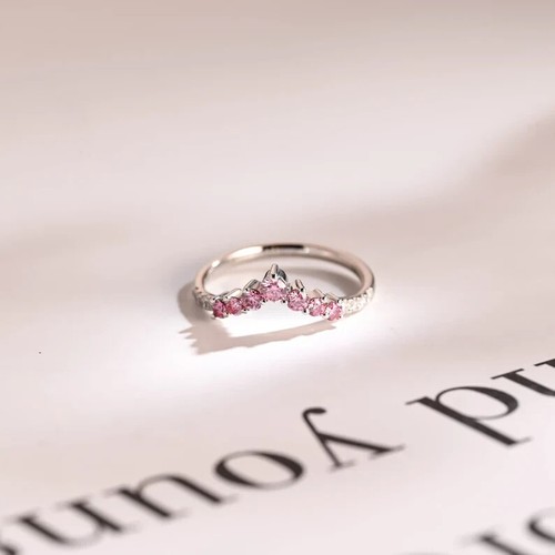 Round cut natural pink - cut,