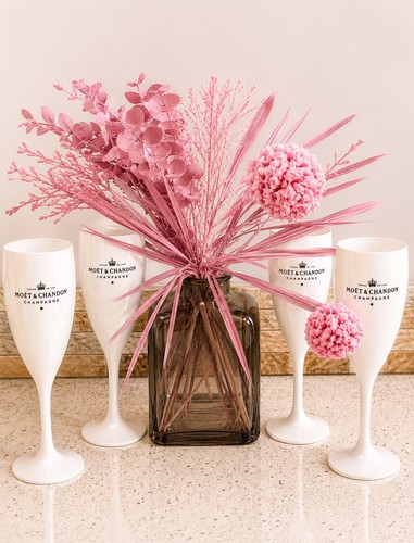 Moët chandon champagne - &,