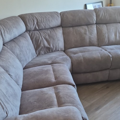 Furniture village shape - village,