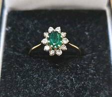 Beautiful 18ct Gold Emerald