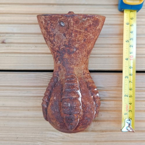 Antique cast iron ball - antique, claw