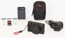 Sony RX100 VI (M6) Digital Compact Camera (24-200mm zoom lens) - EXCELLENT