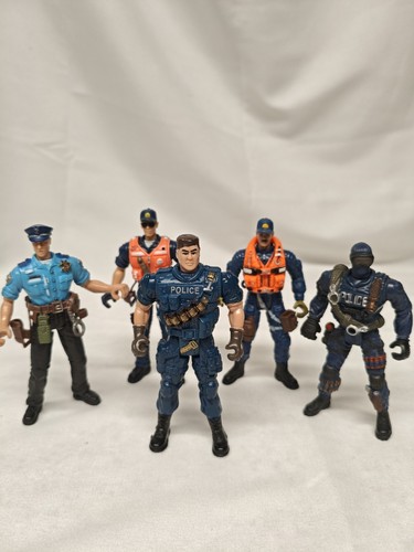 Chap mei action - mei, figures