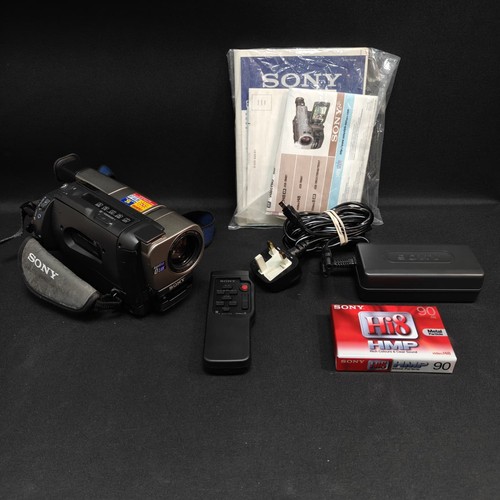 Sony ccd trv48e handycam - handycam, hi8