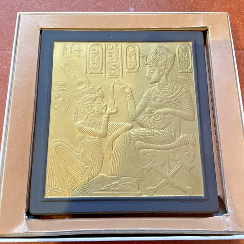 Wedgwood black jasper and gold - black,