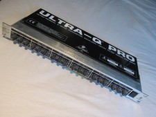 Behringer Ultra Q Pro 2200 5