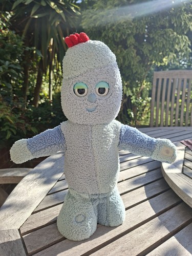 Very rare the night garden - the,