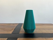 3D Printed Vase - Ribbed Vase