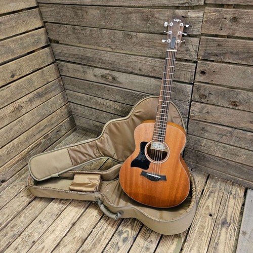 Taylor mini acoustic - taylor,
